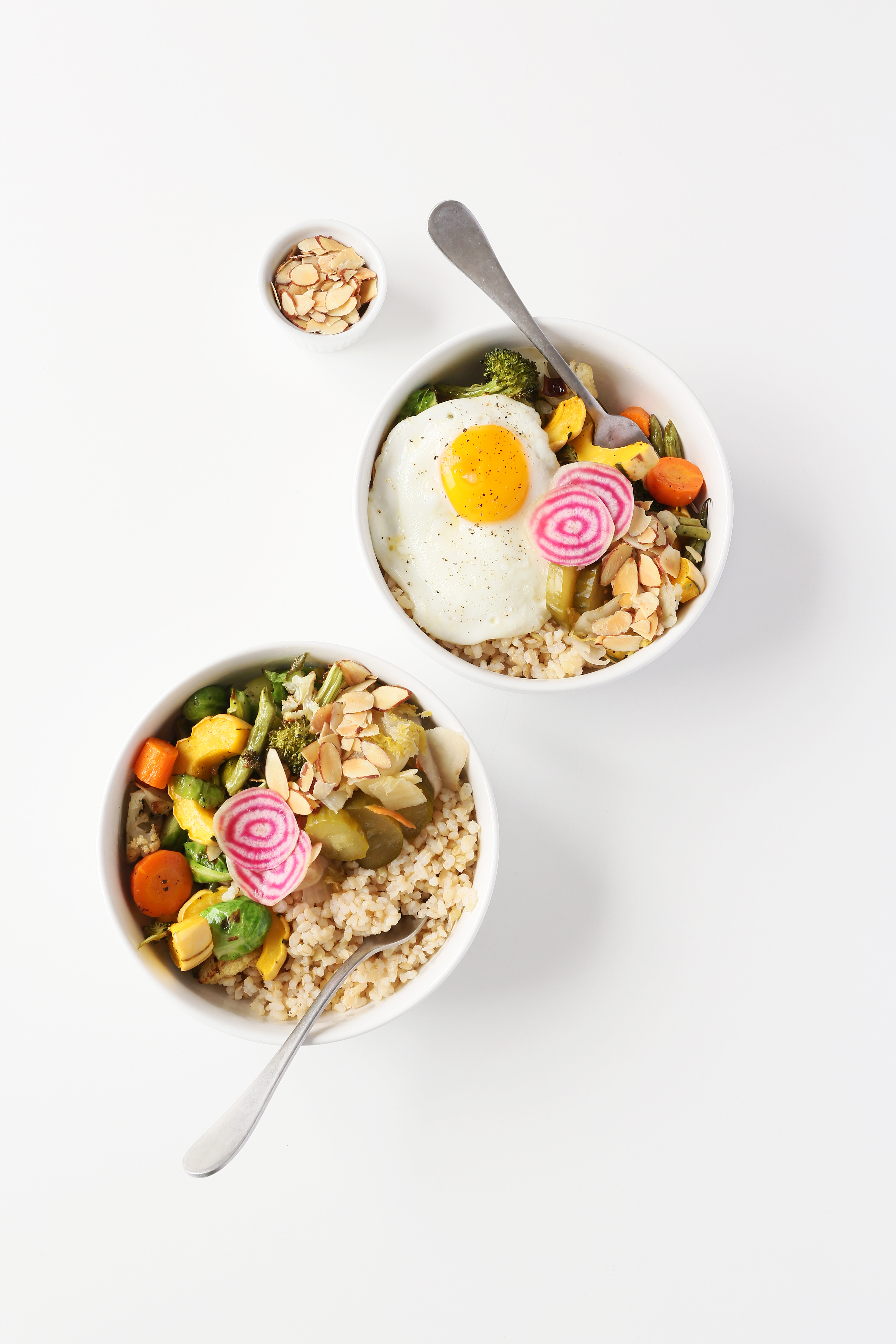 market bowl with fried egg and almond tamari sauce // clean food dirty city